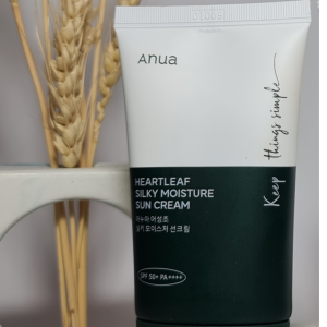 ضد آفتاب مرطوب کننده و تسکین دهنده آنوا