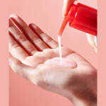 شوینده روغنی توکوبو پاک کننده جوش سر سیاه و آرایش